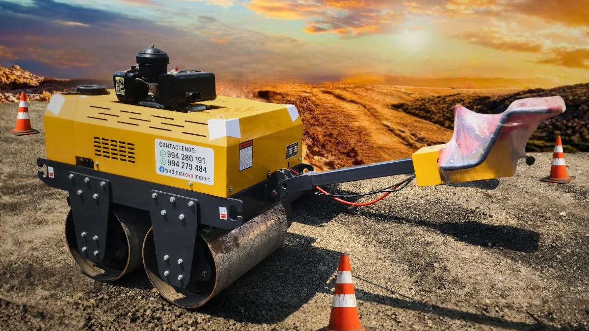 RODILLO CHUPETERO 700 KG  CON MOTOR  DIESEL CHANGFA 178F